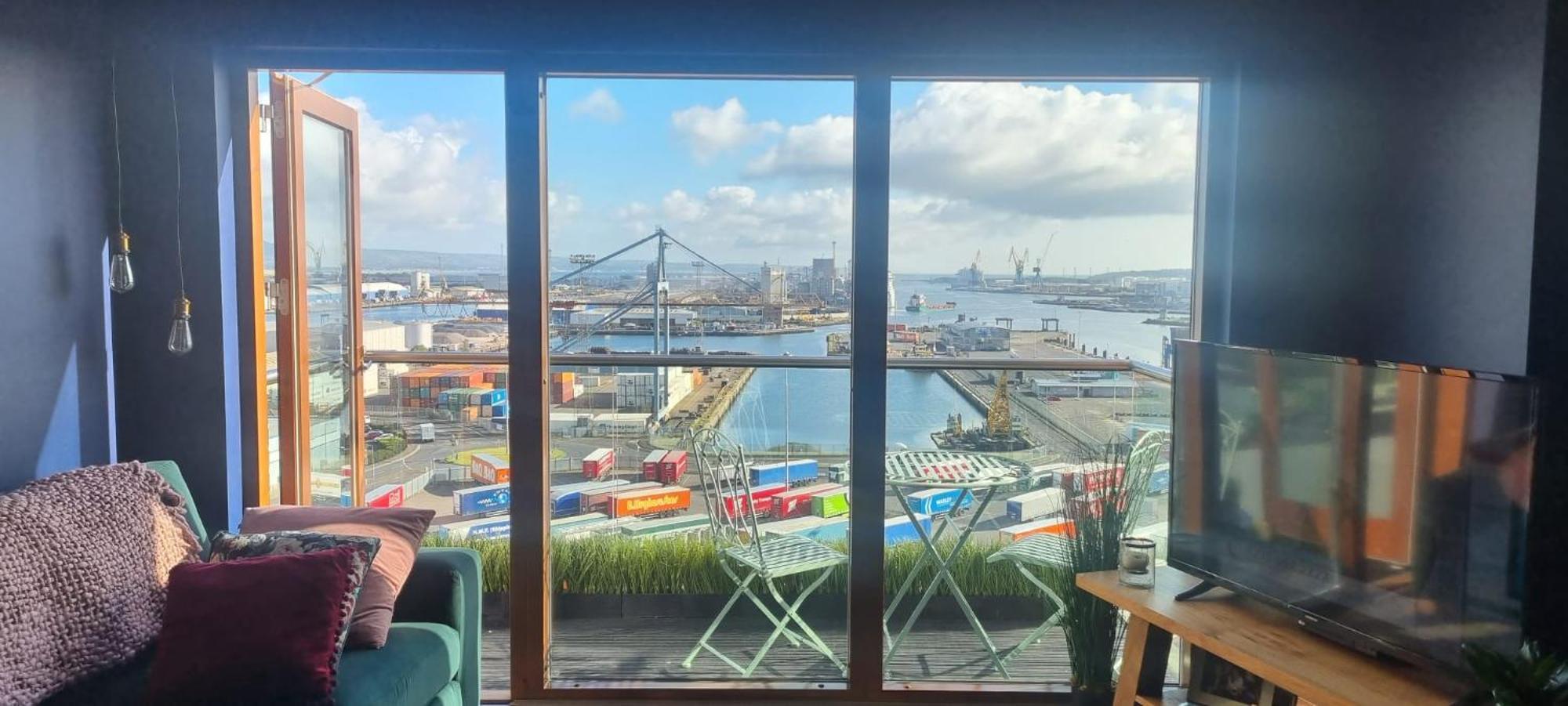 Sailortown Stays - 4 Star Luxury Apartment Belfast Dış mekan fotoğraf